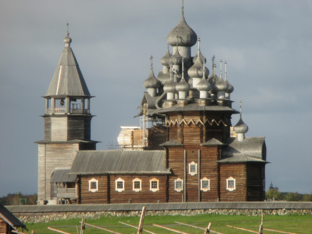 驚異の木造建築 キジ島の教会群 ロシア Voyage 世界見聞録