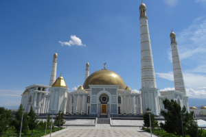 白亜の都、中央アジアのドバイ！？トルクメニスタンの首都アシハバードがすごい