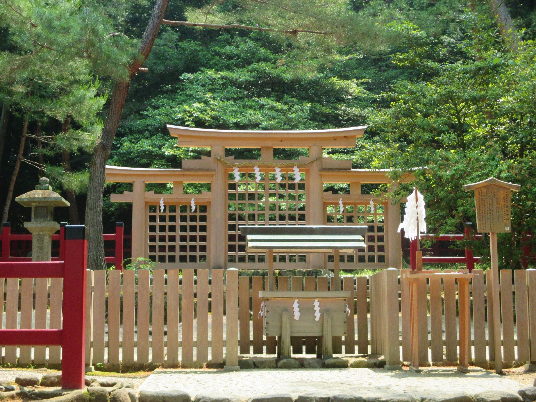 日本最古が集う日本最古の古道「山の辺の道」（奈良） – VOYAGE